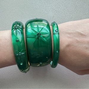 Splendette Emerald Moonglow bangle set